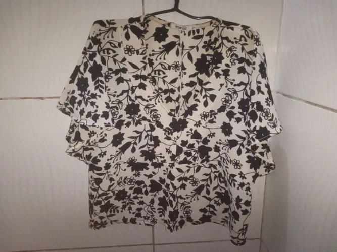 Blusa Estampada Floral Feminino N;46