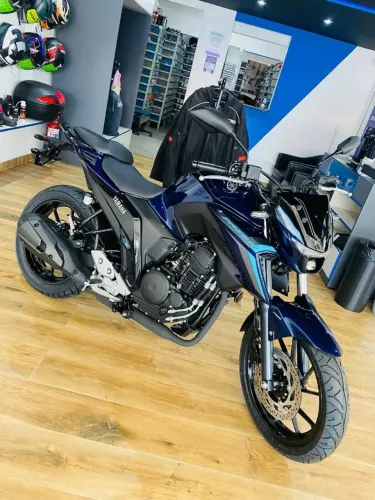 Fazer 250 2026 FINANCIAMOS COM ZERO DE ENTRADA / AC SUA USADA NA TROCA