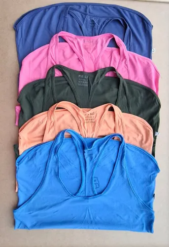 PROMOÇÃO - 5 regatas fitness da marca FIT LI 