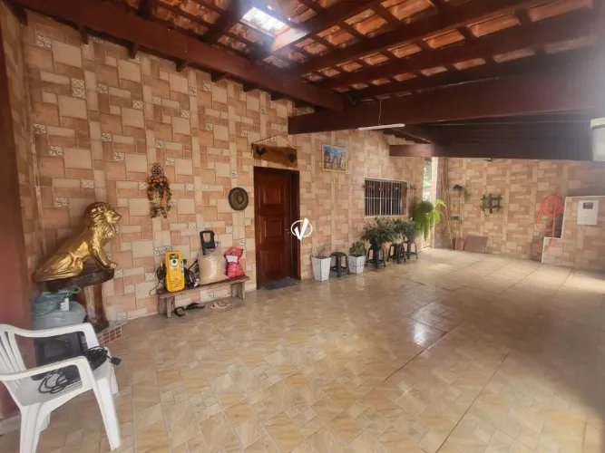 CASA À VENDA - MORUMBI - PINDAMONHANGABA - SP