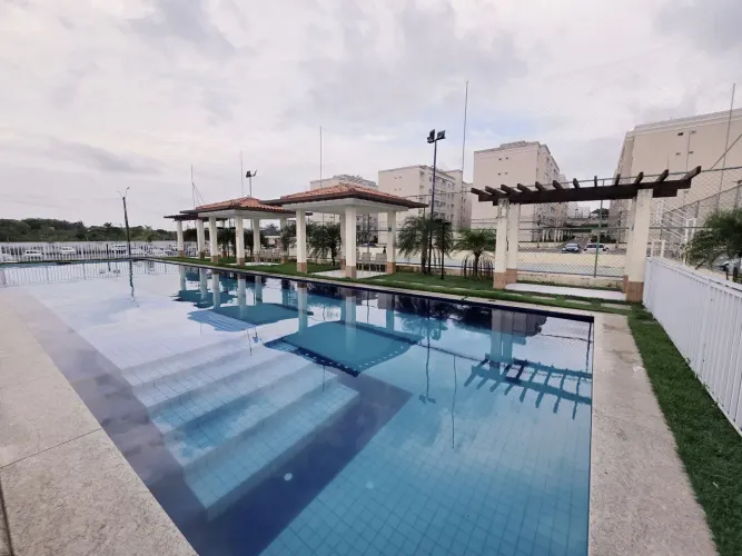 Apartamento por temporada com piscina e área de lazer incrível.