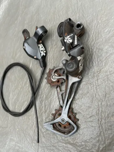 Câmbio Traseiro e Trocador SRAM NX sem marcas de uso!!!