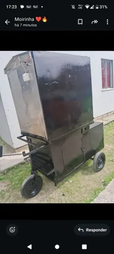 Vendo carrinho de churrasquinho e bebidas 