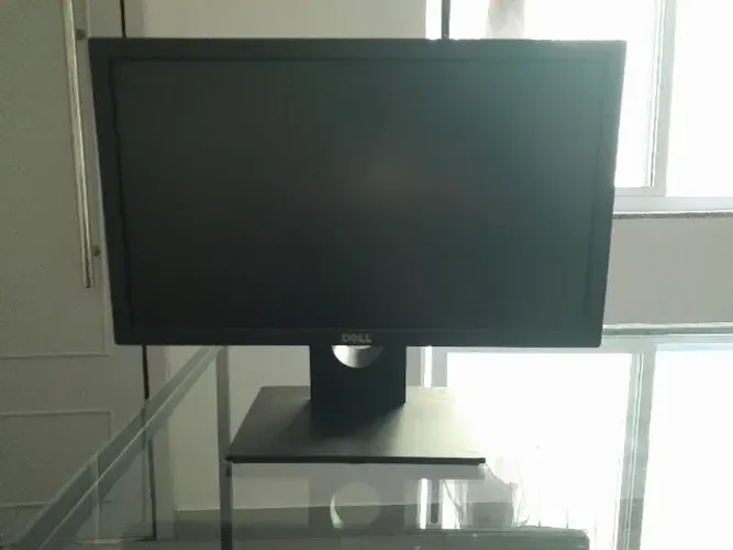Monitor DELL E1916Hf