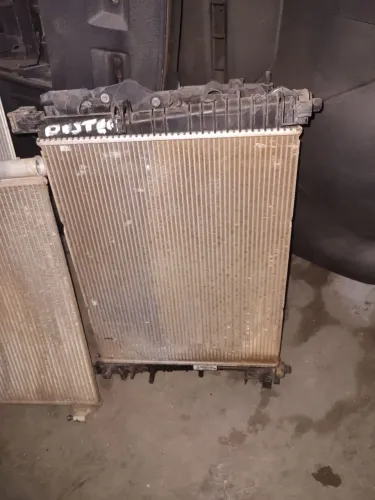 Radiador Duster Orock original 2017 automático