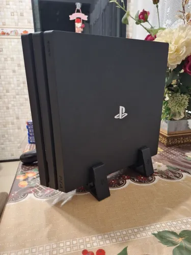 Ps4 pró 1tb  6 + gta v 