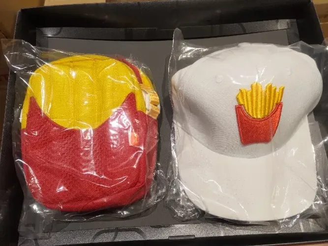 Kit mcdonalds bolsa + boné BBB22