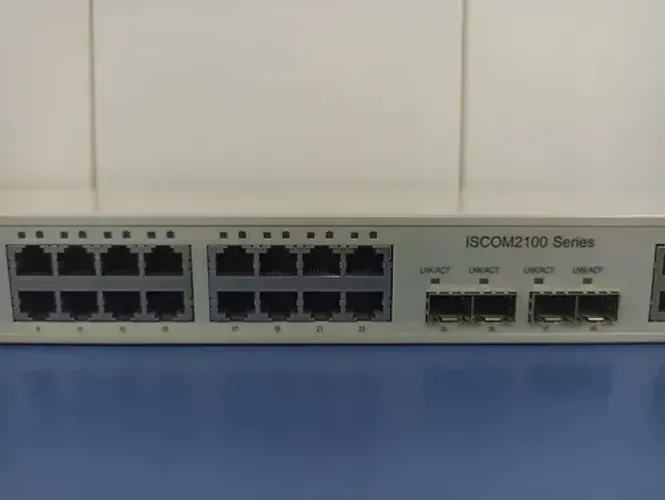 Switch Raisecom Iscom 2100 Séries 28 Portas Garantia E Nf-e 