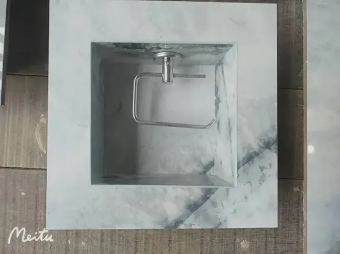 Porta Papel Higiênico Embutido em porcelanato 