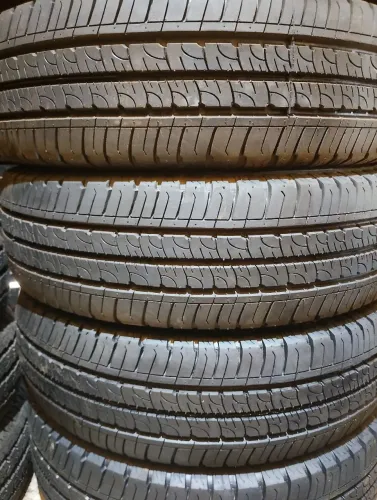 Pneus remold TekysTyre 205/75/16 de Van