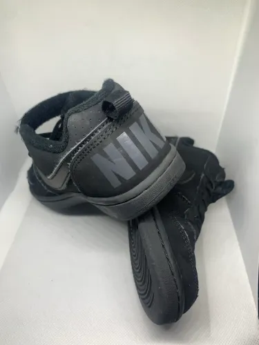 tênis nike air force- importado , preto - n29 com velcro , como novo