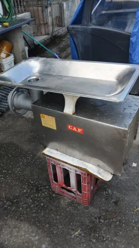 Picador de carne -moedor de carne CAF 90
