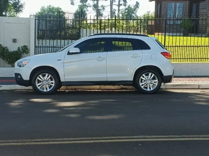 Mitsubishi ASX 2.0 16V 4X4 160cv Aut. 2012