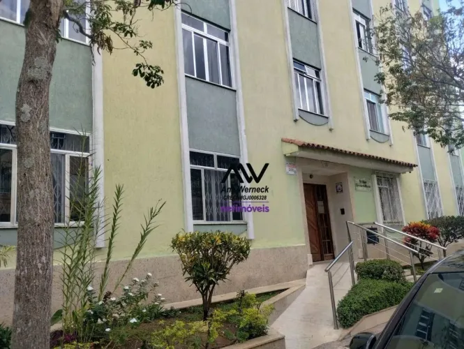 Apartamento com 2 dormitórios à venda, 104 m² por R$ 380.000 - Morro da Glória - Juiz de F