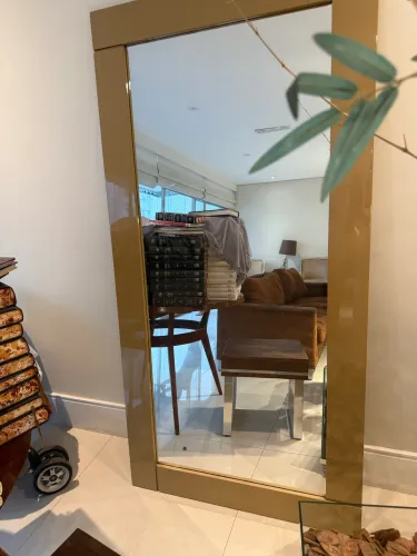 Espelho grade com moldura lindo 