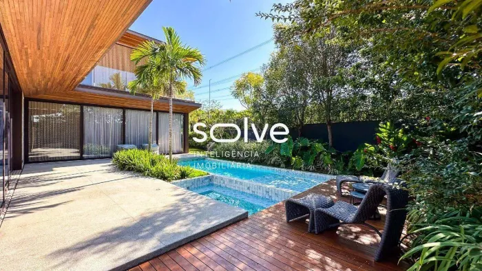 Casa em Condomínio à venda em Campinas - Mont Blanc Residence, 4 quartos 570 m² por 8.500.