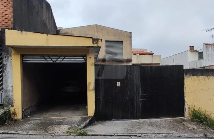 Galpão comercial para alugar no Bairro Vila Camilópolis em Santo André - SP