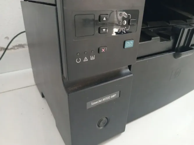 Vendo ou troco impressora multifuncional  LASER JET M1132 MFP.