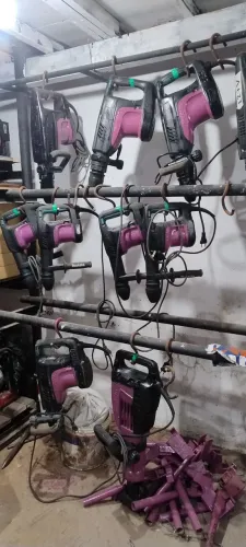 Marteletes rompedores para construção de 5 kg, 10kg, 17 kg e 30 kg.