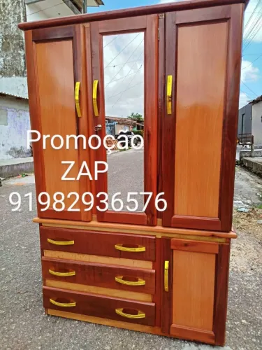 Guarda-Roupa Amadeirado com Espelho - NOVO