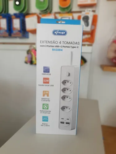Extensão 4 Tomadas Knup com USB e Type-C - BX2204