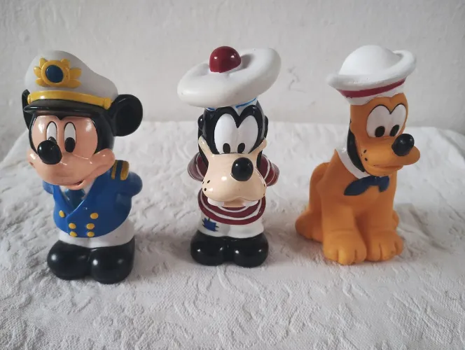 Bonecos Mickey, Pateta e Pluto - Disney