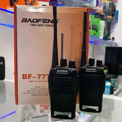 Rádio Comunicador Baofeng 777s 