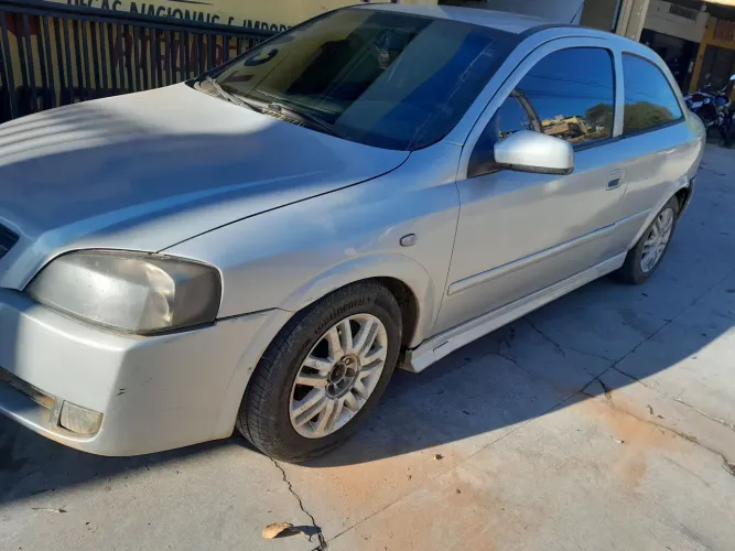 Astra 2001 vende ou troca