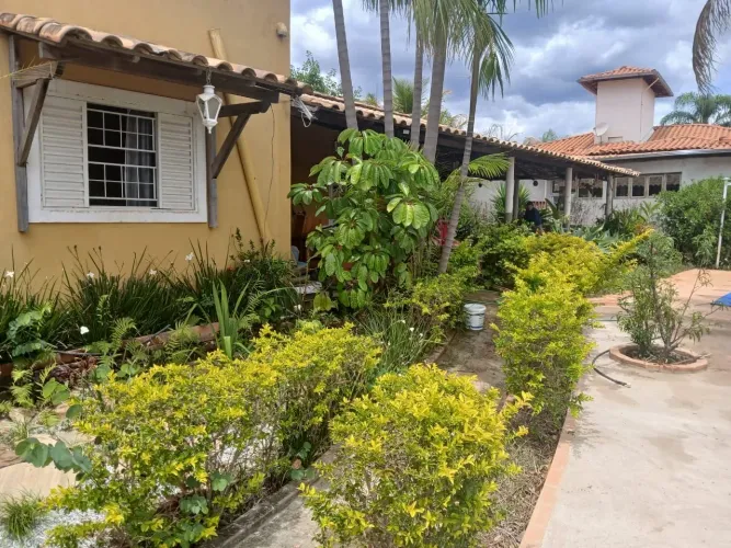 Sítio em Jaboticatubas Recanto das Araras PORTEIRA FECHADA