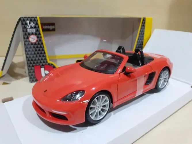 Miniatura Porsche 718 Boxster 1/24 Burago #c30