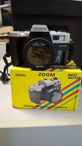 Câmera Yashica item de colecionador