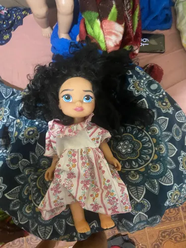 Boneca de menina 