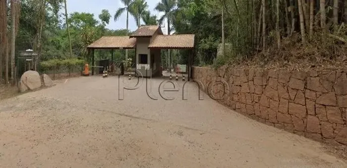Chácara à venda com 20000 m² no Condomínio Colinas do Atibaia, Campinas.