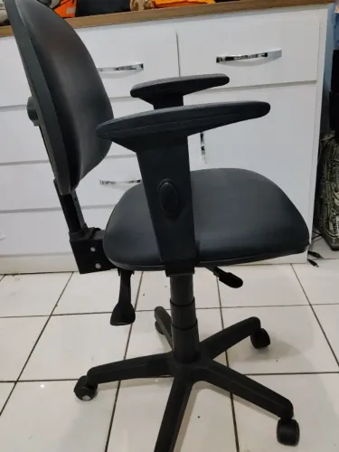 Cadeira de escritório PRETA