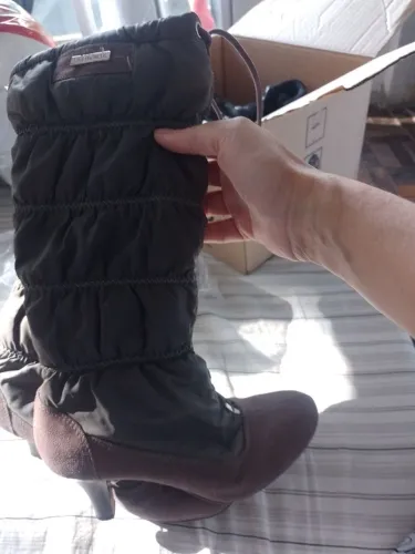 Bota número 35