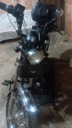 Vende se intruder 250 12 mil