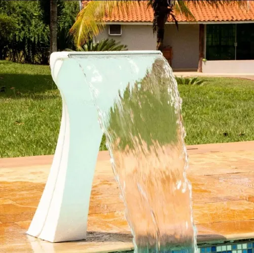 Cascata para piscina IGUI cor cinza 