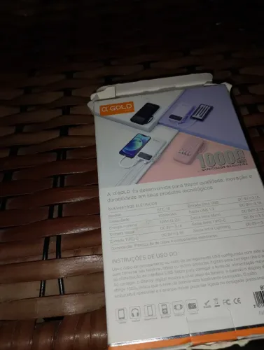 Carregador de celular e esmatfho