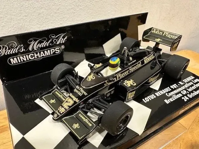 Miniatura F1 1/43 Minichamps Lotus 97T Bruno Senna Tribute 2004