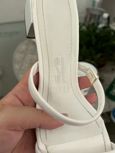 Sandália Santa Lola 