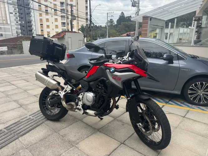 Vendo GS F850 abaixo da fipe