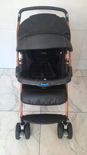 Carinho de bebê Burigotto Rio K