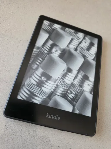 Kindle Paperwhite 11ª Geração (6.8") + Capa Original Amazon (Auto-Hibernação)