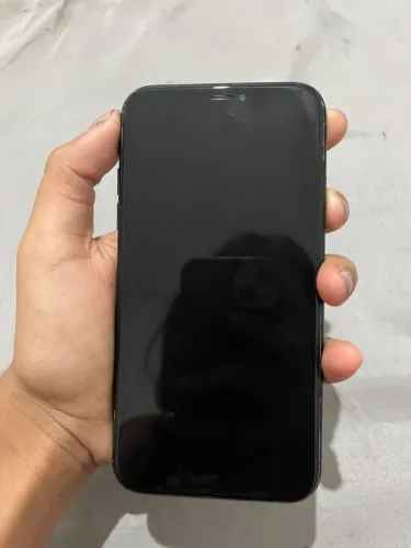 iPhone XR 64GB preto mais duas capinha e carregador 