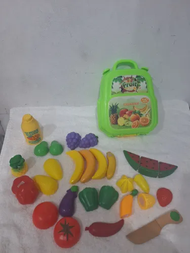 Combo de frutinhas de velcro e maleta comidinha cozinha