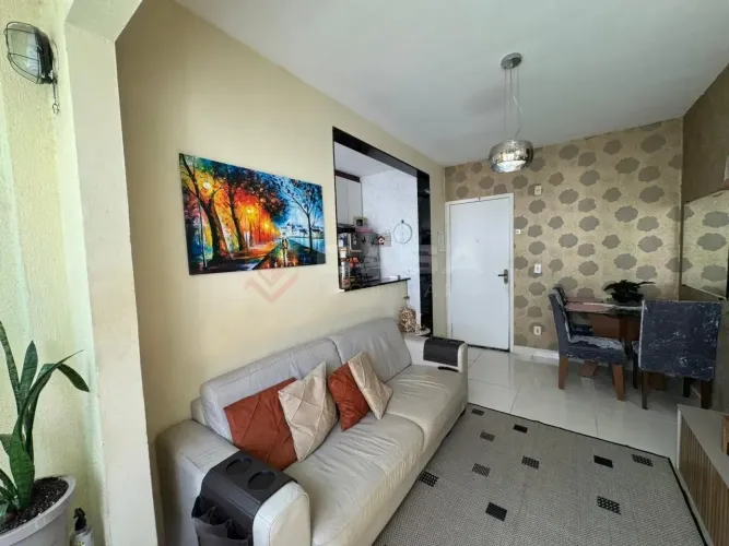 CH-Apartamento 2 Quartos com Suíte em Jardim Limoeiro