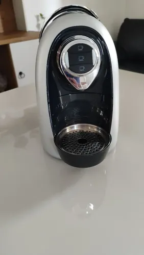 Cafeteira Três Corações Modo 110V/127V - Praticamente Nova