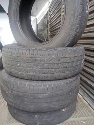 PARA VENDER HOJE- 4 PNEUS MICHELIN