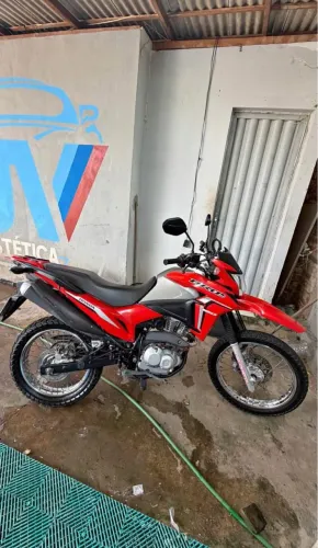 Vende-se *29