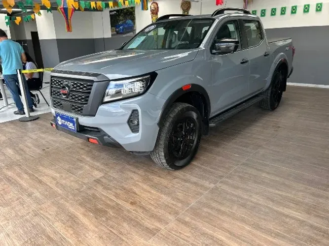 Nissan Frontier Pro4x CD 4X4 2.3 Bi-TB Die. AUT 2023